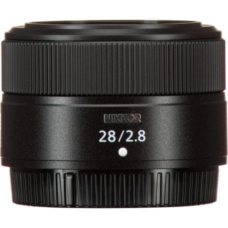 Стандартный объектив Nikon Nikkor Z 28mm f/2.8 (JMA105DA)