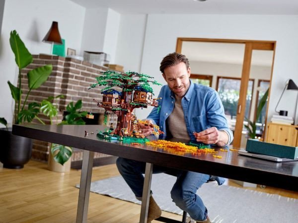 Блоковый конструктор LEGO Дом на дереве (21318)  Фото №13