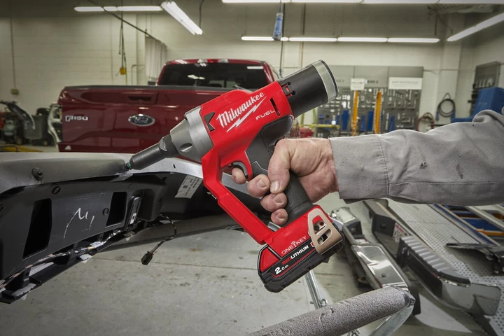Заклепщик Milwaukee Electric Tool M18 Fuel 1/4&quot;&quot; (2661-20)  Фото №5