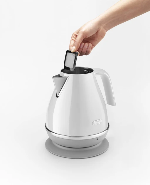 Электрочайник Delonghi KBOC 2001.W  Фото №1