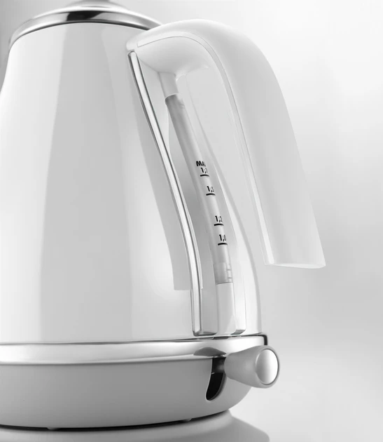 Электрочайник Delonghi KBOC 2001.W  Фото №2
