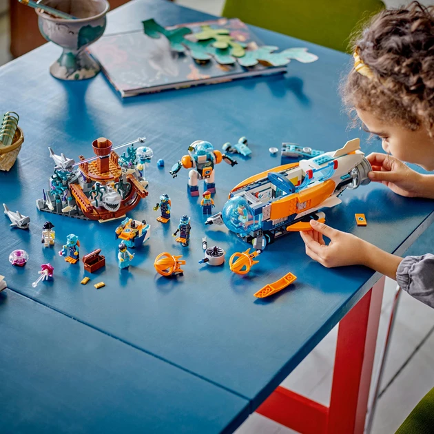 Блоковый конструктор LEGO City Глубоководная исследовательская подводная лодка (60379)  Фото №2