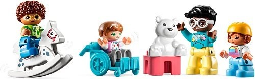 Блочный конструктор LEGO Duplo Town Будни в детском саду (10992)  Фото №1