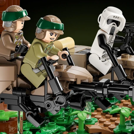 Блоковий конструктор LEGO Star Wars Діорама Погоня на спідері на Ендорі (75353)  Фото №2