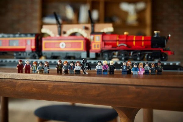 Блоковий конструктор LEGO Хогвартський Експрес (76405)  Фото №11