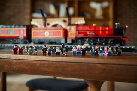 Блоковий конструктор LEGO Хогвартський Експрес (76405)  Фото №11