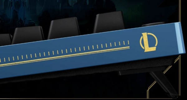 Клавиатура Logitech G PRO Mechanical Keyboard League of Legends Edition (920-010536)  Фото №4