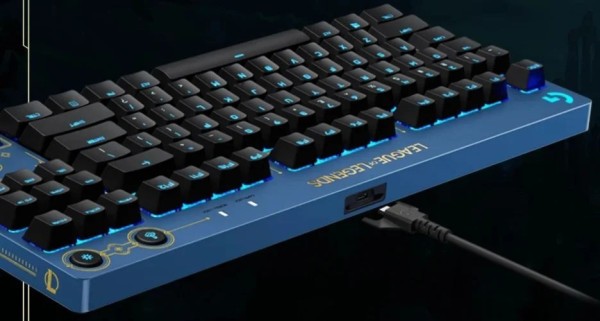 Клавиатура Logitech G PRO Mechanical Keyboard League of Legends Edition (920-010536)  Фото №2