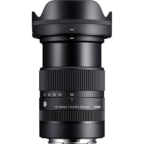 Универсальный объектив Sigma AF 18-50mm f/2,8 DC DN C (Leica L)  Фото №1