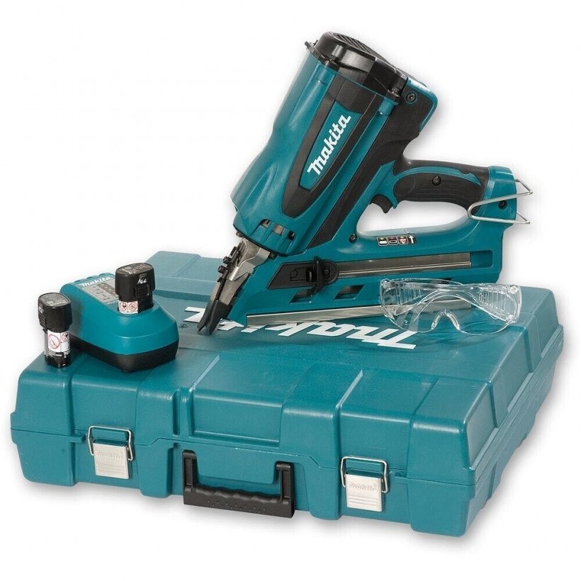 Цвяхозабивач Makita GN900SE  Фото №0