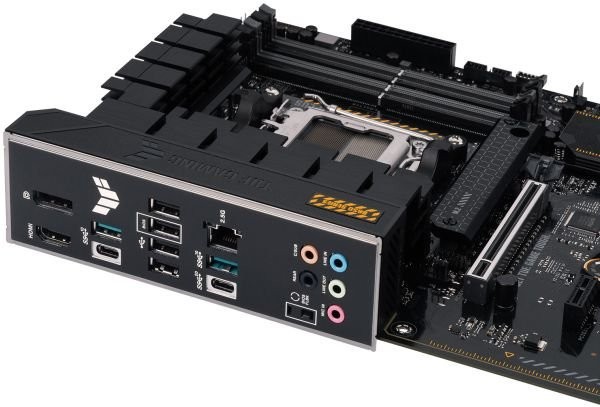 Материнська плата ASUS TUF GAMING B650-PLUS (90MB1BY0-M0EAY0)  Фото №1