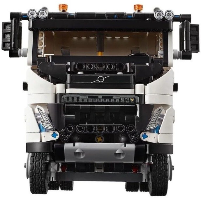 Авто-конструктор LEGO Вантажівка Volvo FMX та електричний екскаватор EC230 (42175)  Фото №1