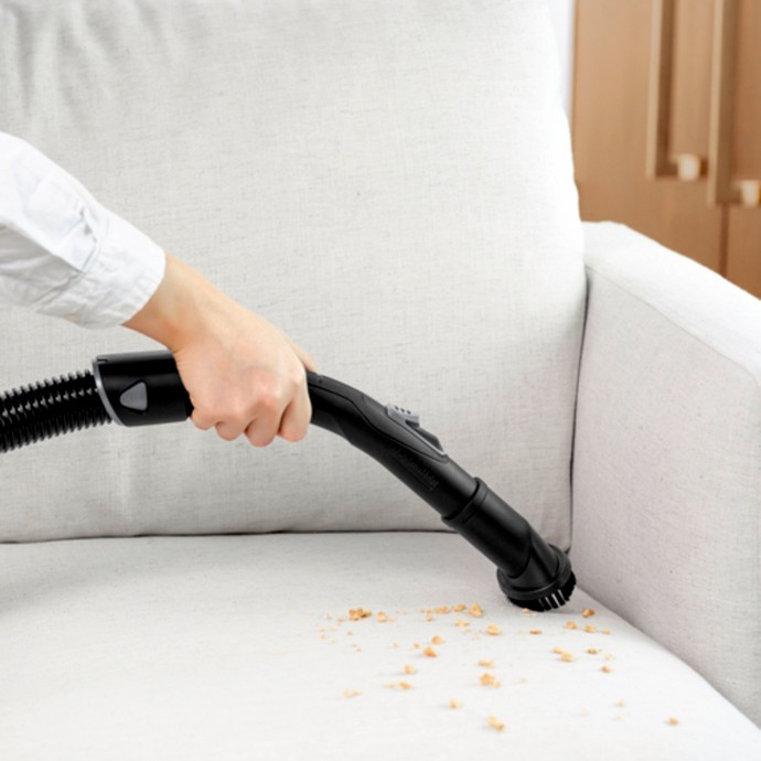 Пылесос безмешочный Karcher VC 3 Plus (1.198-060.0)  Фото №0