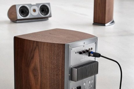Акустическая система Audiovector R Sub Arrete Italian Walnut Arrete Italian Walnut  Фото №0