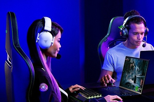 Наушники с микрофоном Razer Blackshark V2 PRO 2023 White (RZ04-04530200-R3M1)  Фото №4