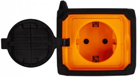 Зарядная станция Xtorm Xtreme Power Black (XP070)