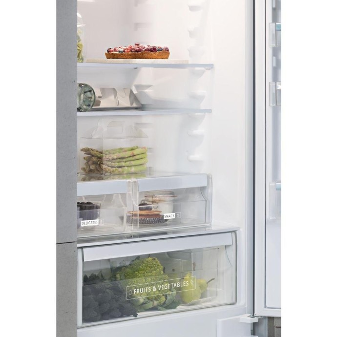 Холодильник с морозильной камерой Whirlpool SP40 801 EU  Фото №3