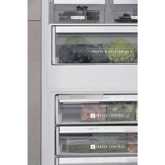 Холодильник с морозильной камерой Whirlpool SP40 801 EU  Фото №4