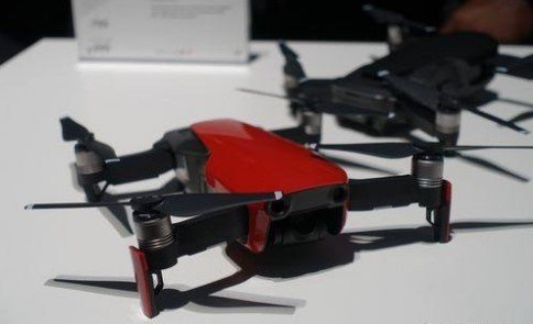 Квадрокоптер DJI Mavic Air Flame Red (CP.PT000148.01)  Фото №2