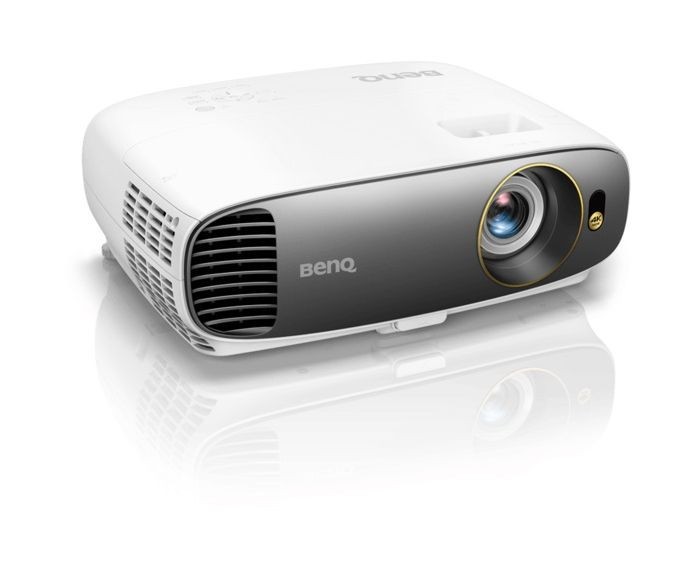 Мультимедийный проектор BenQ W1720 (9H.JLC77.14E)  Фото №2