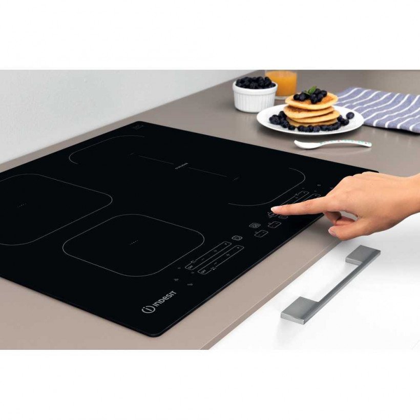 Варочная поверхность Indesit IB21B77NE