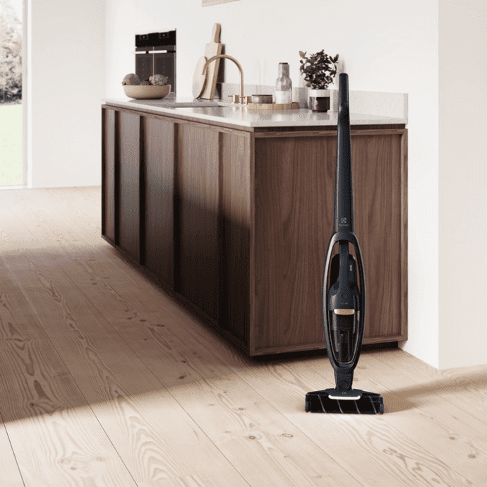 Вертикальний+ручний пилосос (2в1) Electrolux WQ71-P50IB  Фото №2