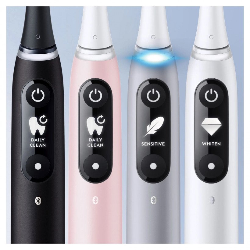 Електрична зубна щітка Oral-B IOM6.1B6.3DK Black  Фото №3