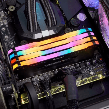 Пам&#039;ять для настільних комп&#039;ютерів Corsair 32 GB (4x8GB) DDR4 3600 MHz Vengeance RGB Pro Black (CMW32GX4M4D3600C18)  Фото №0