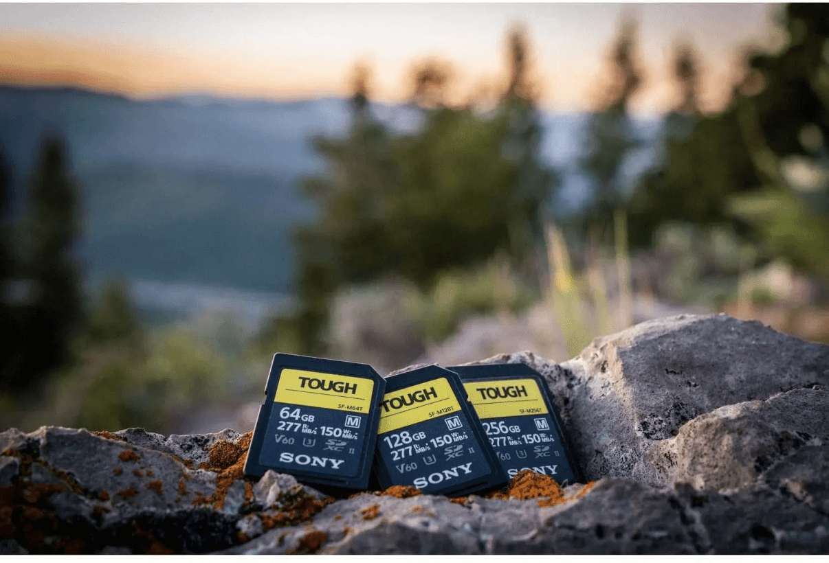 Карта памяти Sony 256 GB SDXC UHS-II U3 V60 TOUGH SFM256T.SYM  Фото №2