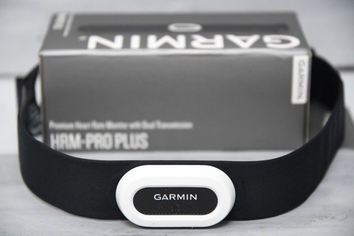 Нагрудный датчик пульса Garmin HRM-Pro Plus (010-13118-00)  Фото №0
