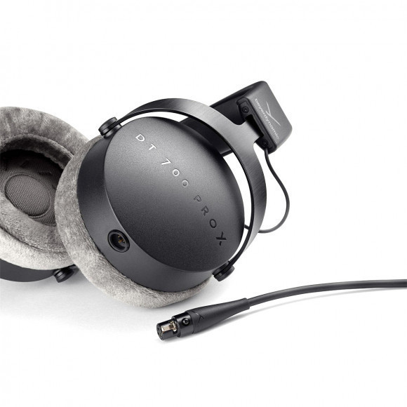 Навушники без мікрофону Beyerdynamic DT 700 Pro X (737704)  Фото №2