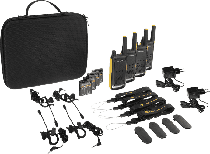 Аматорська портативна рація Motorola T82 Extreme QUAD  Фото №1