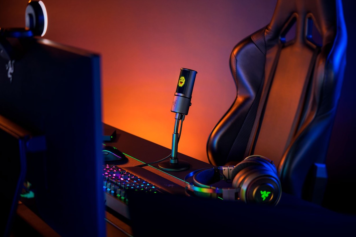 Микрофон для стриминга, подкастов Razer Seiren Emote (RZ19-03060100-R3M1)  Фото №6