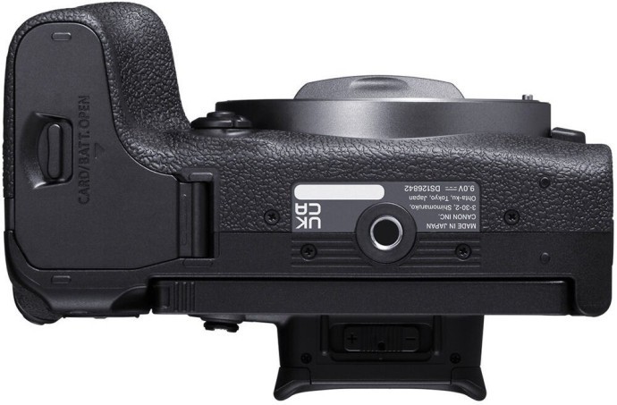 Беззеркальный фотоаппарат Canon EOS R10 Body + Mount Adapter EF-EOS R (5331C031)  Фото №2