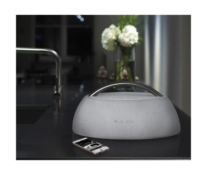 Портативная колонка Harman/Kardon Go+Play Mini White (HKGOPLAYMINIWHT)  Фото №3