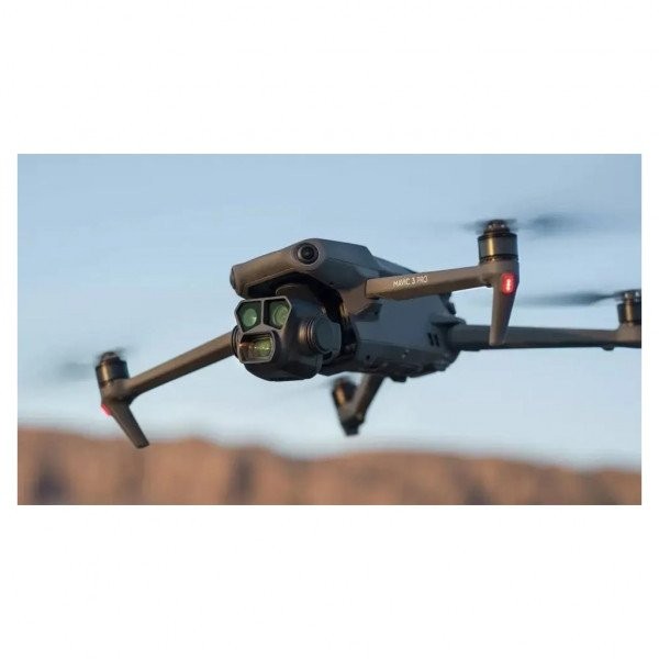 Квадрокоптер DJI Mavic 3 Pro Fly More Combo with DJI RC Pro (CP.MA.00000662.01)  Фото №6