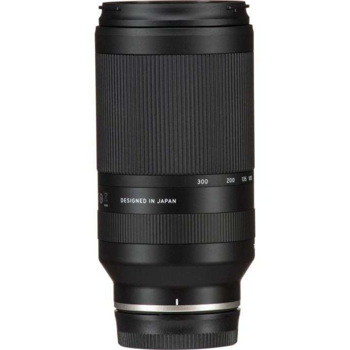 Длиннофокусный объектив Tamron AF 70-300mm f/4.5-6.3 Di III RXD  Фото №6