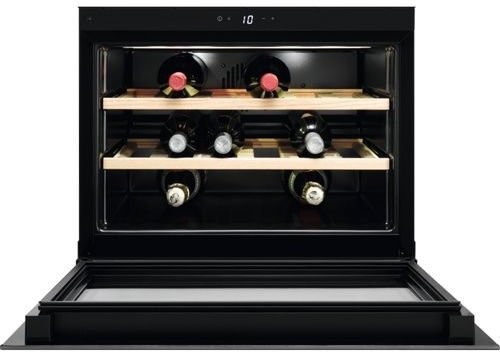 Винный шкаф Electrolux KBW5X