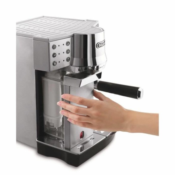 Рожковая кофеварка эспрессо Delonghi EC 850 M  Фото №1