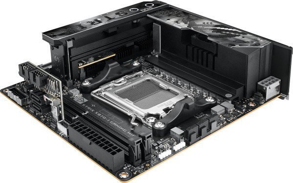 Материнська плата ASUS ROG STRIX X870-I GAMING WIFI  Фото №14