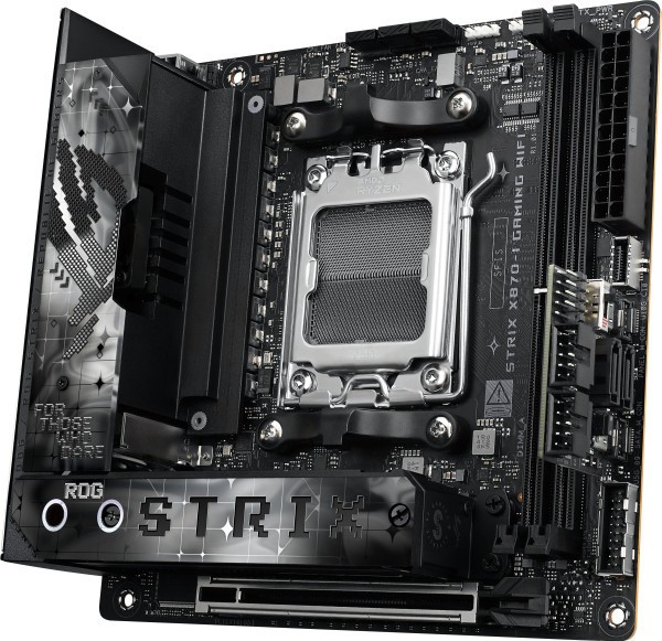 Материнская плата ASUS ROG STRIX X870-I GAMING WIFI  Фото №16