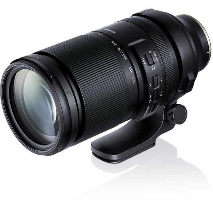 Длиннофокусный объектив Tamron AF 150-500mm F/5-6,7 Di III VC VXD (Sony-E)  Фото №3