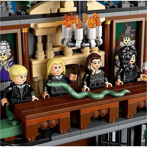 Блочный конструктор LEGO Harry Potter Имение семьи Малфой (76453)  Фото №8