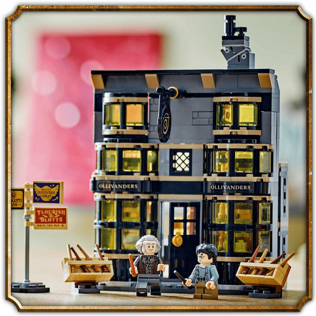 Блоковий конструктор LEGO Harry Potter Лавка Оллівандера та ательє мадам Малкін (76439)  Фото №4