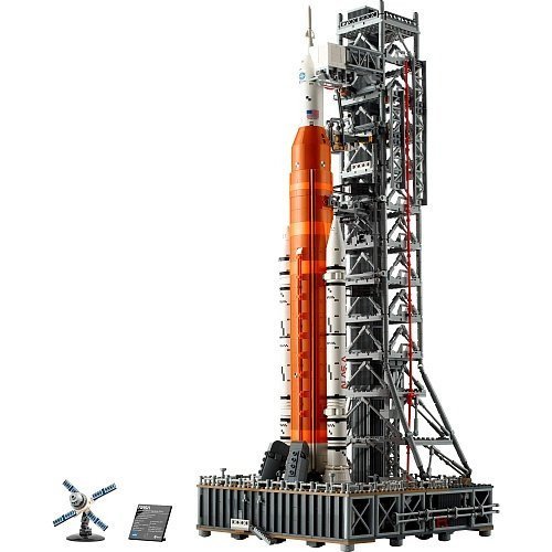 Блоковый конструктор LEGO Icons Система космического запуска НАСА Артемида (10341)