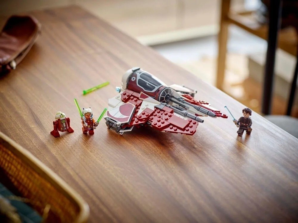 Блоковый конструктор LEGO Star Wars Джедайский перехватчик Асоки 290 деталей (75401)  Фото №7