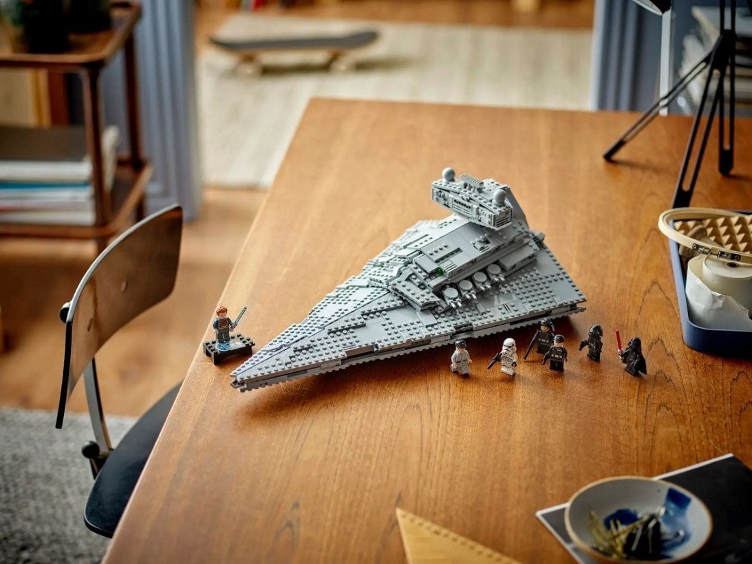 Блочный конструктор LEGO Star Wars Имперский звездный разрушитель (75394)  Фото №1
