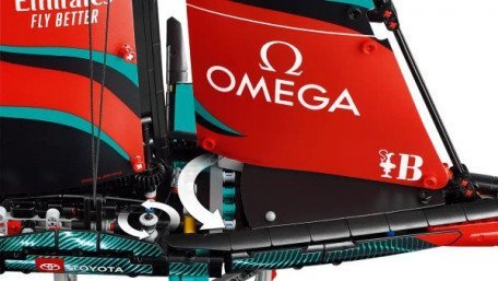 Блоковий конструктор LEGO Technic Яхта Emirates Team New Zealand AC75 (42174)  Фото №3