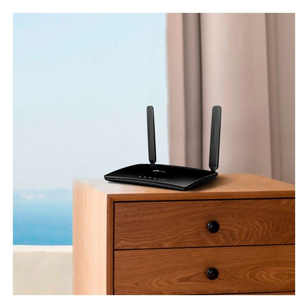 Беспроводной маршрутизатор (роутер) TP-Link TL-MR150  Фото №1