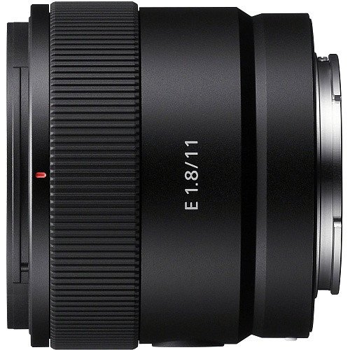 Широкоугольный объектив Sony SEL11F18 11mm f/1,8  Фото №1